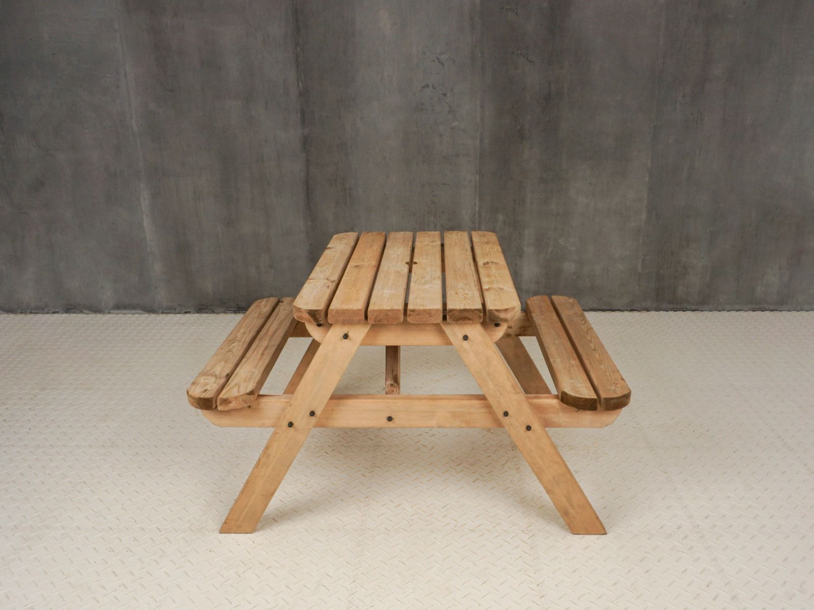 Classic Rounded Pub Style Picnic Bench and Table - Rustic Finish
